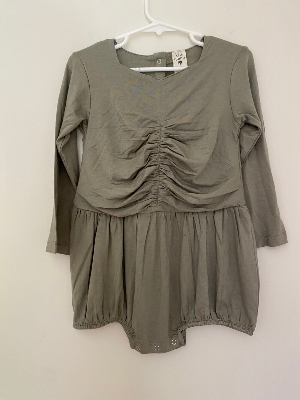 Kate Quinn Bamboo 2T Toddler Girl Romper One Piece Sage Green Gray EUC